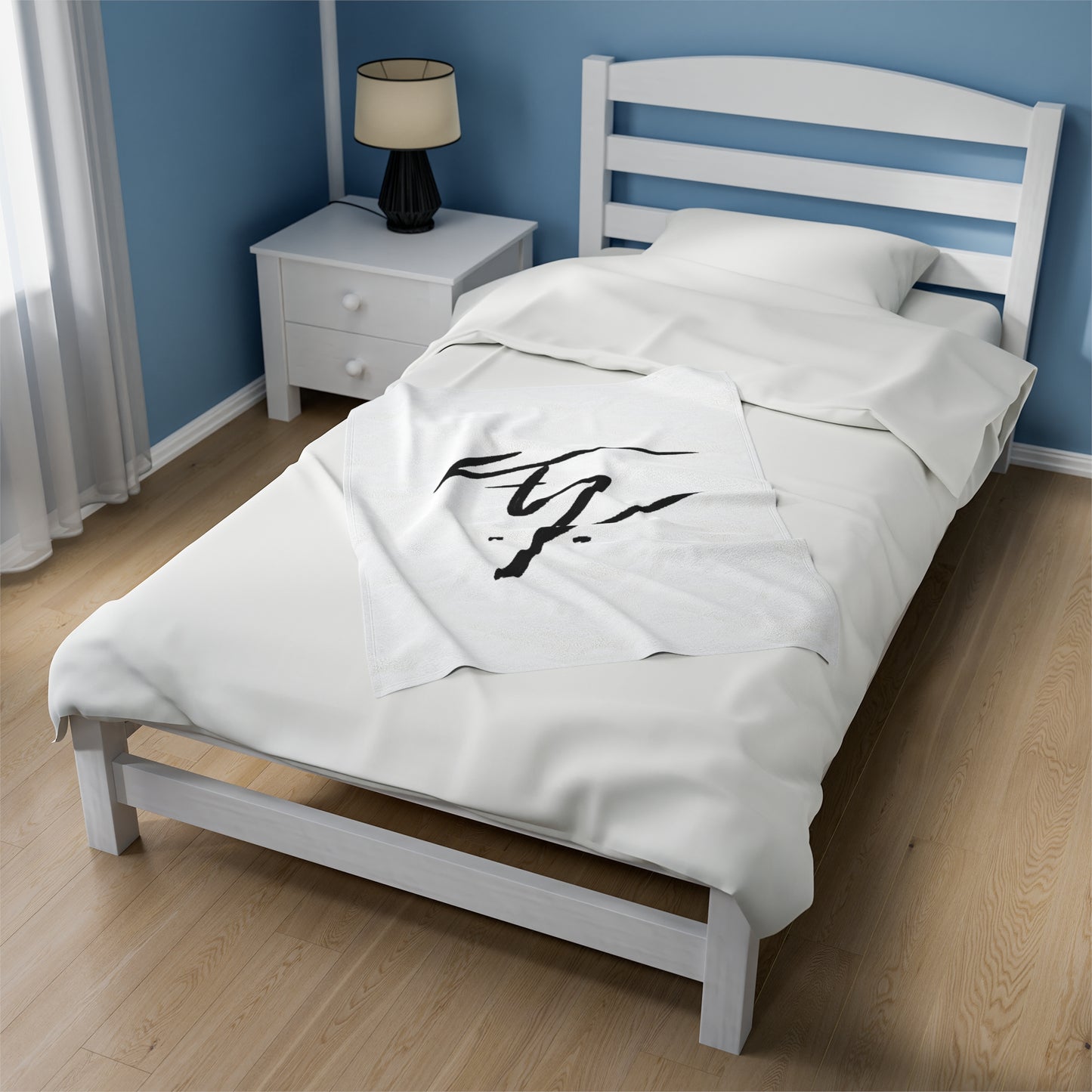 TAKAI SIGNATURE Velveteen Plush Blanket