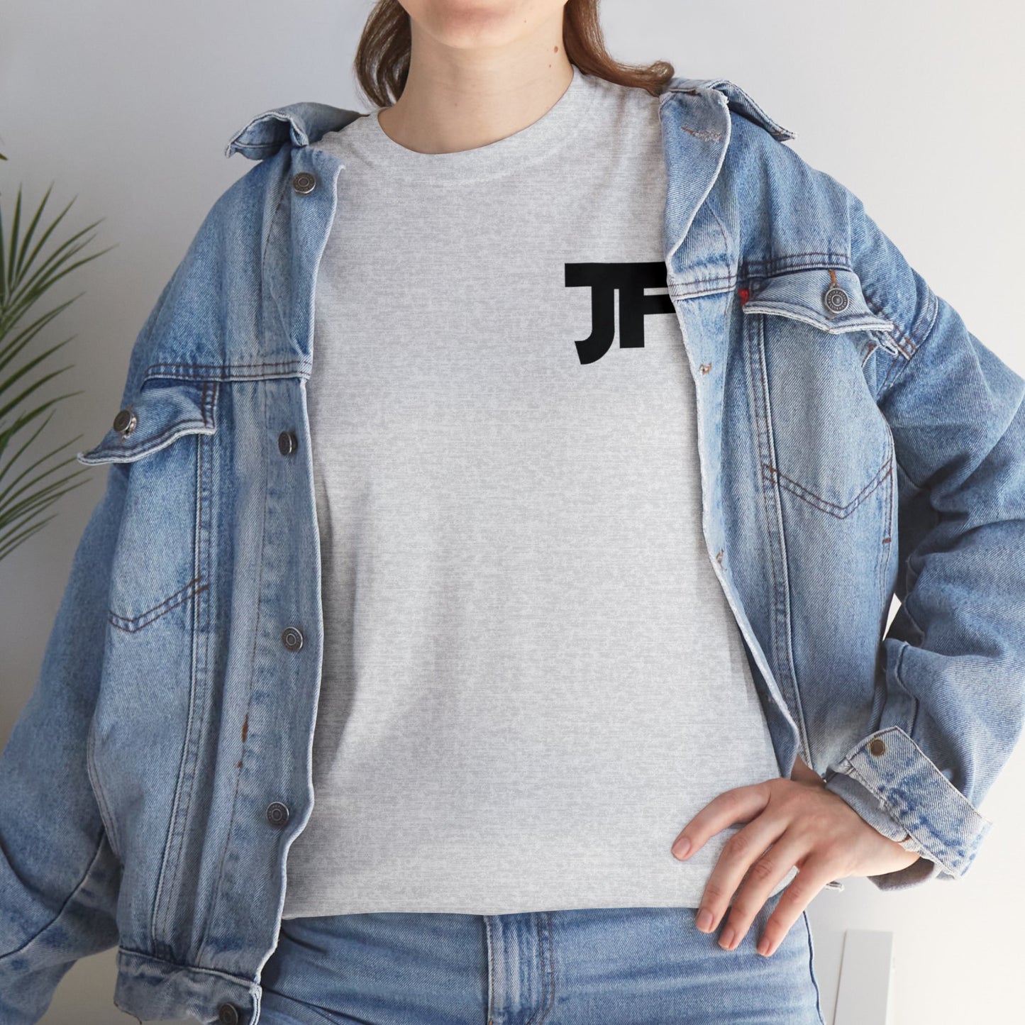 JANUARYS FINEST Unisex Heavy Cotton Tee