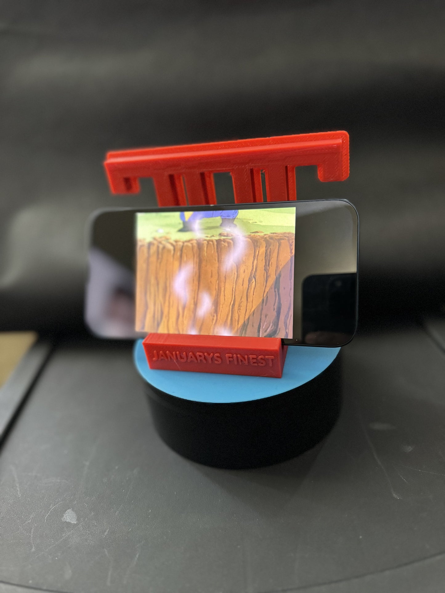 PHONE HOME Januarys Finest table and wall phone holder