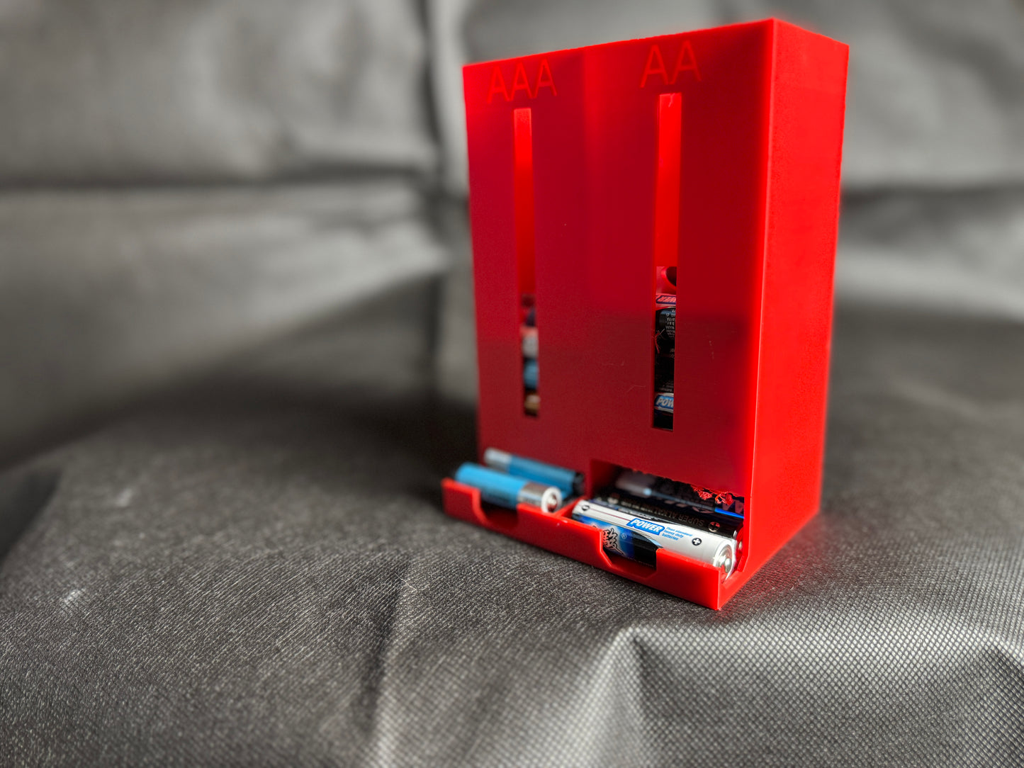 Dual Battery Utility ā 3D Printed AA & AAA Holder