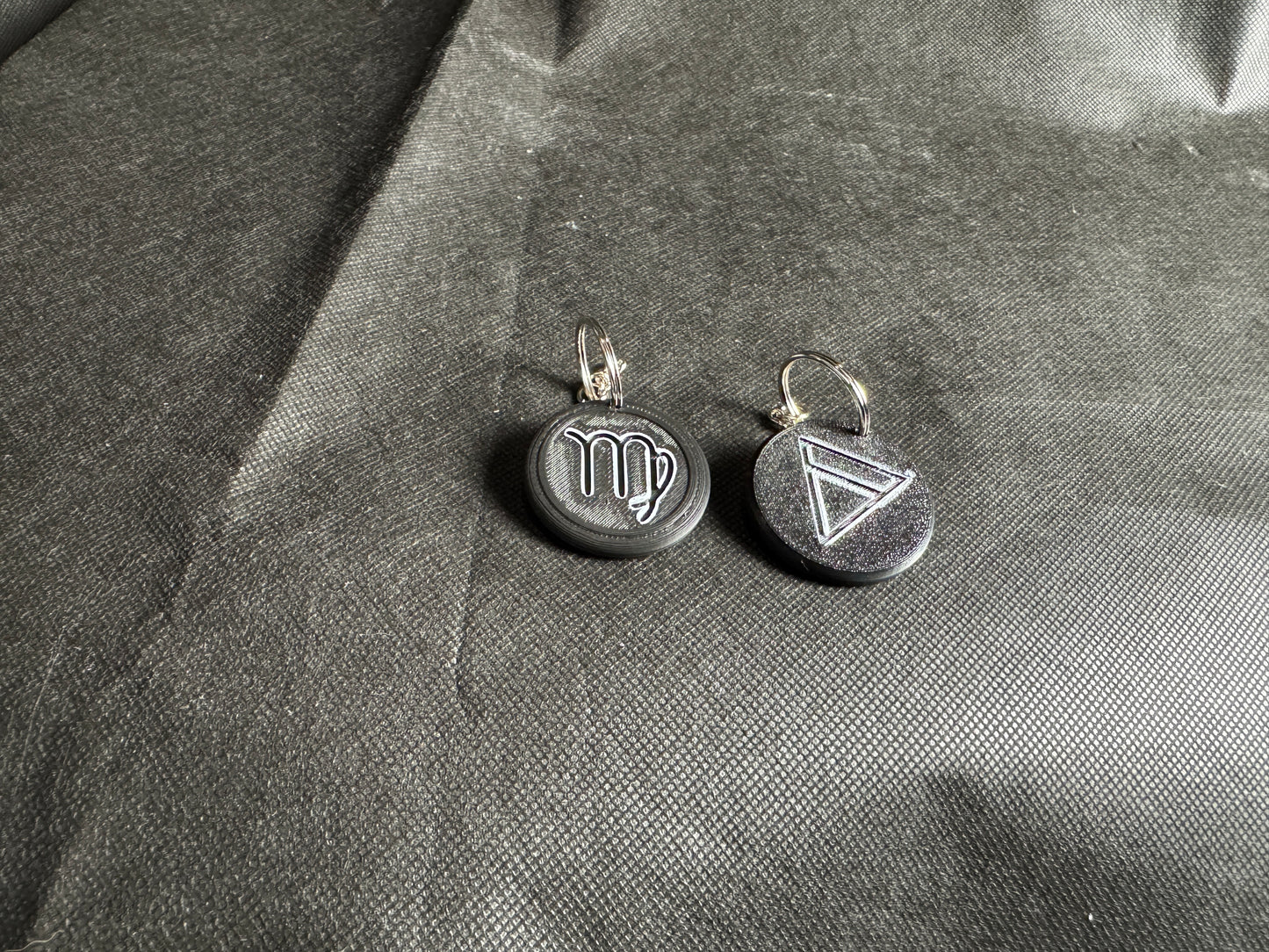 Zodiac Sign Keychains โ Hand-Painted 3D Printed Cosmic Symbols