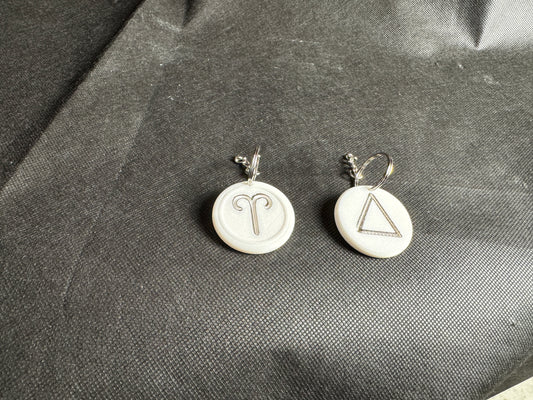 Zodiac Sign Keychains – Hand-Painted 3D Printed Cosmic Symbols